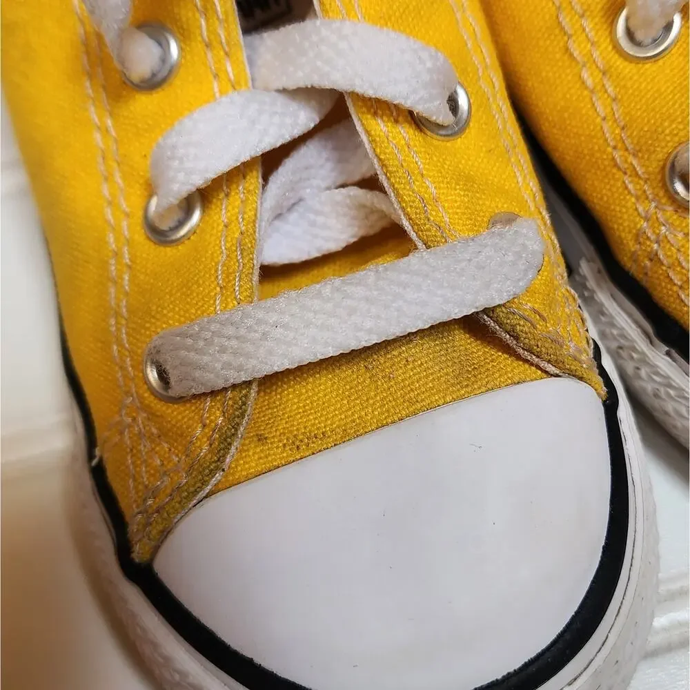 Converse Kids Chuck Taylor All Star Low Sneakers Size 9 Yellow
